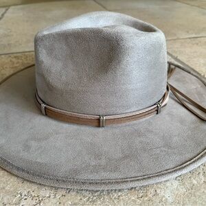 Stylish Gray Suede Women's Hat